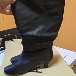 Array Black Heeled Boots for Women